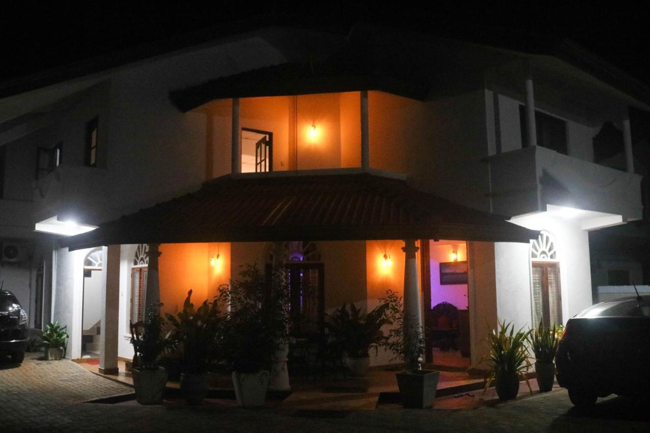 Thidasa Holiday Resort 阿努拉德普勒 外观 照片